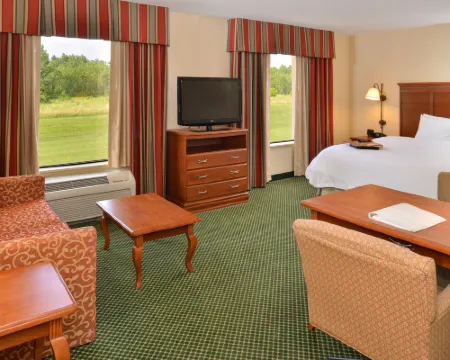 Hampton Inn & Suites St. Louis-Edwardsville Hotels in Glen Carbon