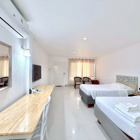 Dad D Resort by Lopburi Inn Resort