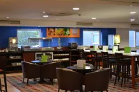 Holiday Inn Express SHREWSBURY by IHG - Завтрак