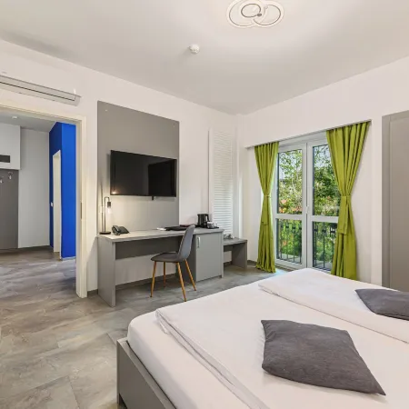 Johann Strauss Hotel Отели рядом с достопримечательностью «Дворец Чаушеску»