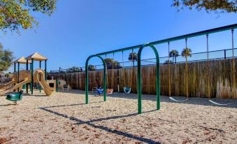 311 Summerhouse by Avantstay Beach Views Access to Community Pool