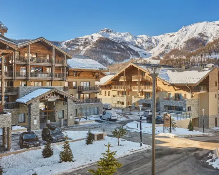 Résidence Odalys le Mont d'Auron Hotels in Auron