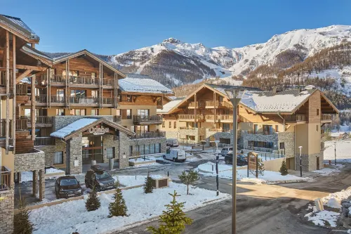 Résidence Odalys le Mont d'Auron Hotel a Auron