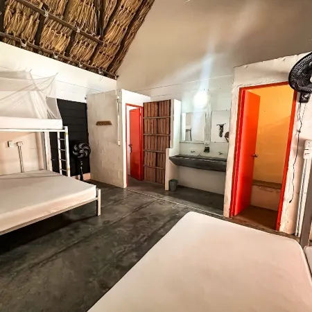 Makenke Hostel by Los Colores Ecoparque