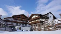 Central Hotel & Apart Mit Landhaus Central - bar