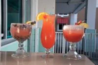Dolphin Sands Clearwater Beach, Ascend Hotel Collection - bar