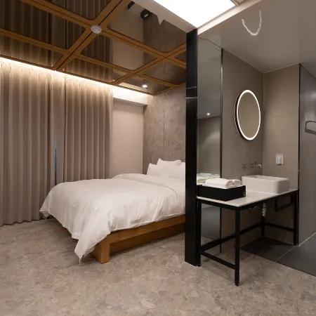 JAMSIL LOUNGE HOTEL Отели рядом с достопримечательностью «Бейсбол Стадион Ямсил»