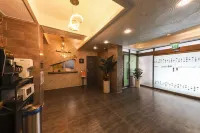 Mokpo Hotel the Haru (Peace Square)