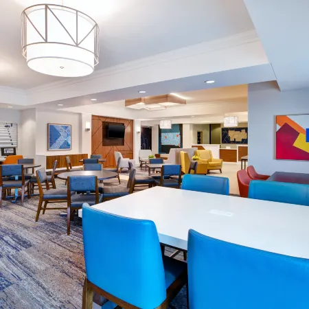 Holiday Inn Express & Suites SIOUX FALLS SOUTHWEST by IHG Отели в г. Су-Фолс