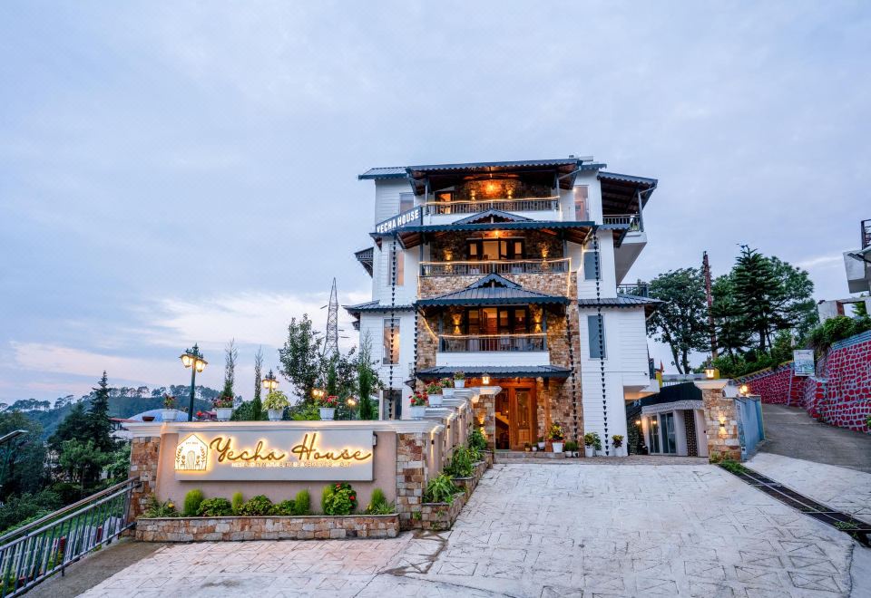 hotel overview picture