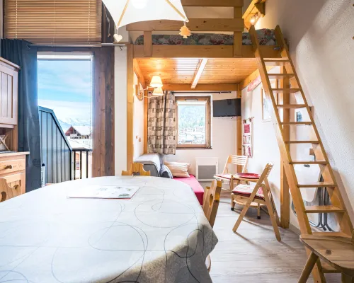 Cosy Apartment in the Mountains in Morillon Hotels in Morillon