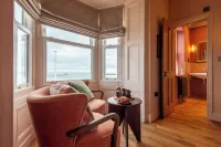 The Beach House Boutique Hotel - breakfast
