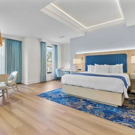 Harbor Suites at Harborwalk Village