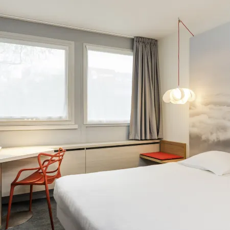 Ibis Styles Paris Vélizy Отели в г. Велизи-Вилакубле