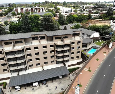 ลักซ์ เลเชอร์ อพาร์ตเมนต์โฮเทล แซนด์ตัน โรงแรมใน