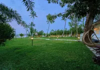 Ashtamudi Lake Villa by Voye Homes - Pet Friendly & Events Welcome - Kitchen