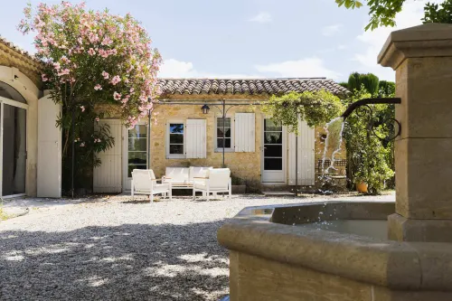 Gîte Petit Luberon Chez Manon en Luberon Hotels in Robion