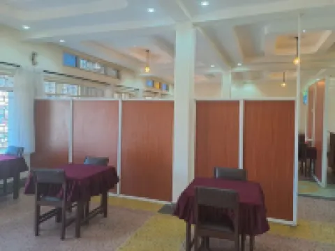 卡卡梅加的朋友酒店 Isukha ICHINA酒店