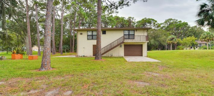 On-Site Pond: Sleek Largo Studio < 7 Mi to Beach! Ξενοδοχεία στην πόλη Largo