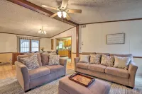 Reteat on 45 Acres! Spacious Family Apt in Lebanon