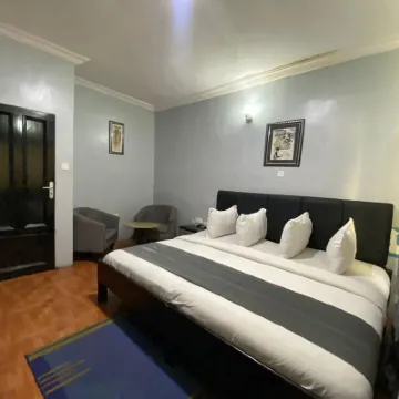 Kilo Royal Hotel Hotels near Amuwo Odofin Public Library