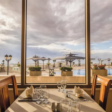 Petra Pillars Luxury Hotel