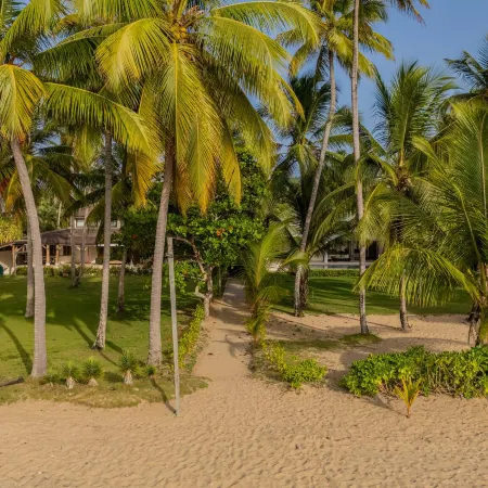 Las Marinas Los Nómada, 80 meters from Coson beach