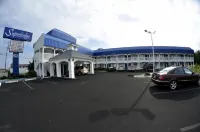 Superlodge Absecon/Atlantic City - parking