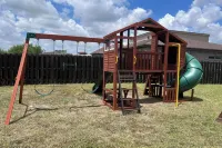 Pool, Patio & Yard: Chic South Texas Home - 3 stjerner