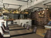 Ten to Ten Hostel - Quầy bar