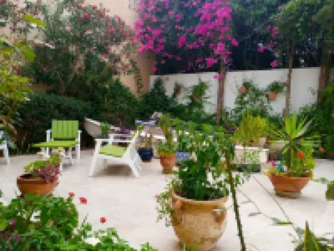 바다가 보이는 아름다운 집의 일부  호텔