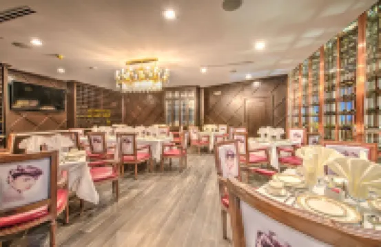 Grand Tuscany Hotel