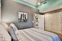 Cute and Cozy Pdx Area Townhouse 31 Mi to Mt Hood! - 3-Sterne