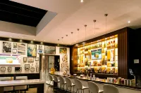 Crowne Plaza Toronto - North York - Bar