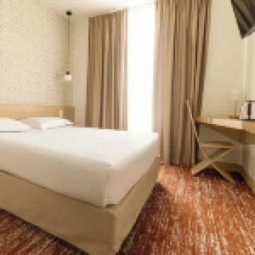 호텔 감베타 보르도