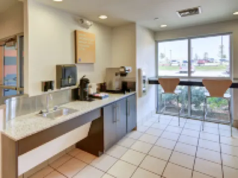 Motel 6 Roanoke, TX - Northlake - Speedway Hoteles en Northlake