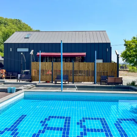 Cheongdo Havi Caravan Glamping Pool Villa
