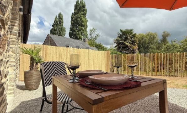 Ecrin de Charme 4 étoiles Jacuzzi privé 2 Pers