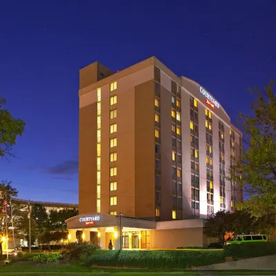Hotel Pentagon South Hotels near Shirlington