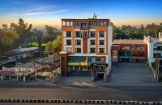 เดอะ โฮสเทลเลอร์ แบม เดห์ราดุน ซิตี้ เซ็นเตอร์ โรงแรมใน