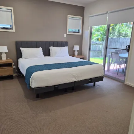Quarterdecks Retreat