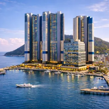 EL Stay Ocean View Hotel, Yeongdo, Busan Отели рядом с достопримечательностью «Храм Посонса»
