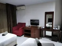 Rizen Premiere Hotel