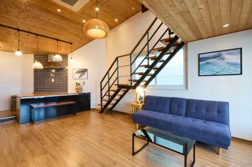 Pohang Uni Pool Villa Pension - Pet friendly