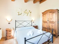 Farmhouse in Apecchio with Pool