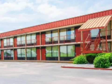 Econo Lodge Dyersburg I-155 Hotels in Dyer County