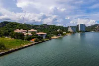 4 Bed Beachfront Condo (SP43)