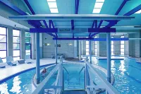 Gloucester Robinswood Hotel by Sunday - Pools
