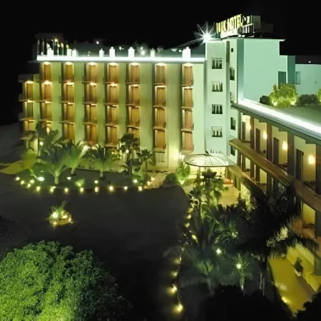 Wave Hotel