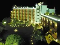 Wave Hotel